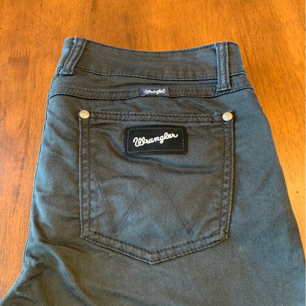 Wrangler Retro Mae Black Stretch Flare 11x34